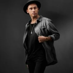 Arkai Set de 2 colliers superposés : chaîne à pierre sodalite et collier à pendentif onyx noir Orisun -Colliers Soldes 14 2 24649