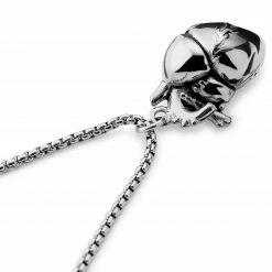 Otsu Egan | Collier Le coeur en métal argenté 13 Otsu Egan | Collier Le coeur en métal argenté -Colliers Soldes 18 406b6562a922ab22daa2bdac30ce31749