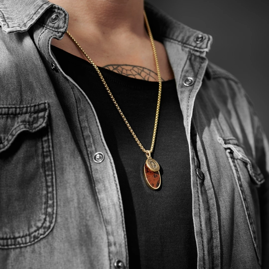 Arkai Collier Orisun Atlas à pierre obsidienne acajou 4 Arkai Collier Orisun Atlas à pierre obsidienne acajou – Image 2