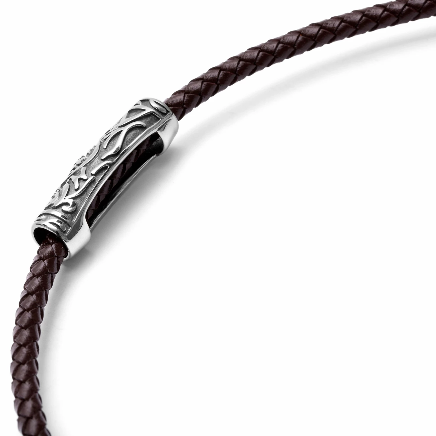 Fort Tempus Collier en cuir marron et rune ovale 8 Fort Tempus Collier en cuir marron et rune ovale – Image 6