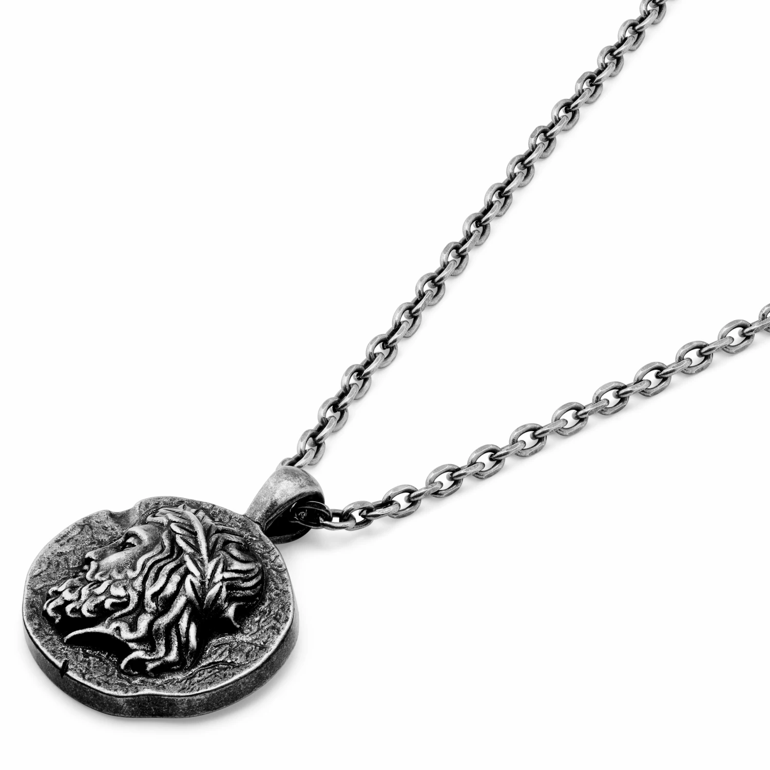 Lucleon Obelius | Collier L'empereur en métal argenté vintage 4 Lucleon Obelius | Collier L'empereur en métal argenté vintage – Image 2