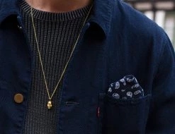 Lucleon Collier à pendentif doré en forme de crâne -Colliers Soldes golden skull necklace2