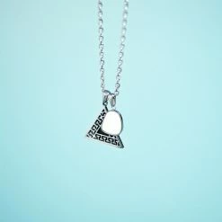 Waykins Atlantis | Collier à Double Pendentif Nacre & Triangle 10 Waykins Atlantis | Collier à Double Pendentif Nacre & Triangle -Colliers Soldes rst atlantis coll 26219 tobiass 1x1 15