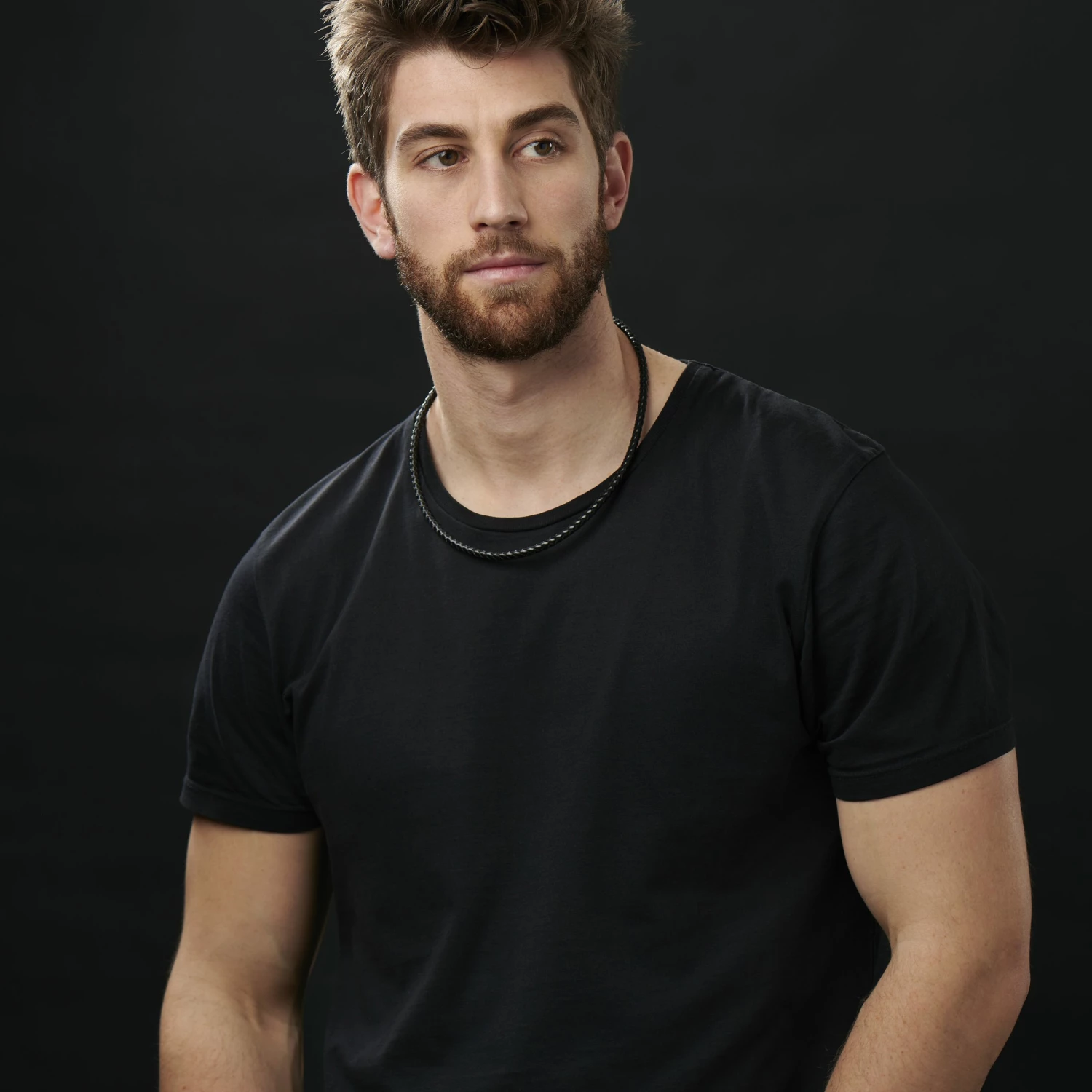 Collin Rowe Collier en cuir noir tressé 5mm 7 Collin Rowe Collier en cuir noir tressé 5mm – Image 5