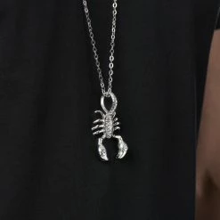 Fort Tempus Pendentif scorpion 9 Fort Tempus Pendentif scorpion -Colliers Soldes rst megashoot neck2 2 9638