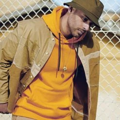 Otsu Fahrenheit | Collier à pendentif en métal doré La terre -Colliers Soldes rst otsu farientheit drop nathan grant 25069 1x1 1